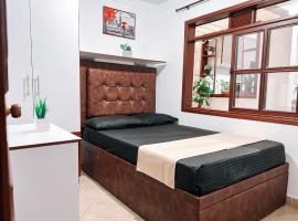 Descansa sin ruido a pasos del centro y del Museo Rayo，位于Roldanillo的酒店