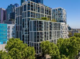 The Eminence Apartments by CLLIX，位于墨尔本的酒店