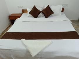HOTEL ATITHI GRAND，位于古瓦哈提的酒店