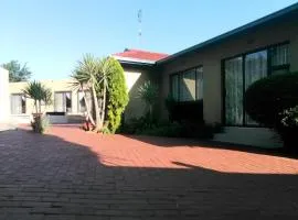 Zwelibanzi Guesthouse