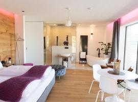mariaAPPARTMENTS，位于格拉马特诺伊锡德尔的带停车场的酒店