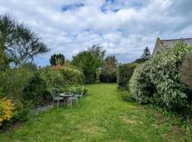 Rare pearl with garden facing the sea