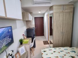 Tentrem Room at Springwood Residence，位于Warungmangga的酒店