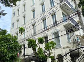 Chez Moi Bangkok Private Executive Residence Sukhumvit 26，位于Khlong Toei的公寓