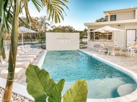 Essence Peregian Beach Resort - Marram 3 Bedroom Luxury Home，位于佩里吉安比奇的乡村别墅