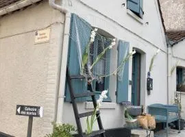 AUTHENTIQUE MAISON DE PECHEUR ENTRE-TERRE & MER Avec Un POÊLE À BOIS A Disposition