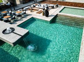 Naturoville Wellness Resort Rishikesh - Surrounded by Nature, Rooted in Wellness，位于Doiwāla的酒店