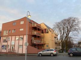 Parken Terrasse Apartment Hotel，位于Kopervik的公寓式酒店