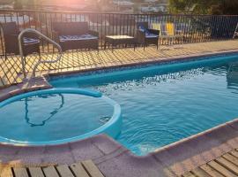 Cabaña familiar con piscina a pasos de San Antonio, en Quillaycillo，位于埃尔塔波的乡村别墅