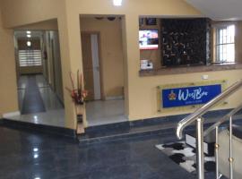 Westbro hotel and suites，位于Gbogije的酒店