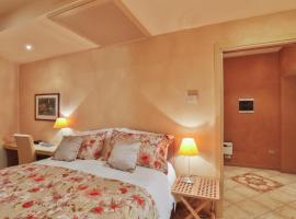 Cernobbio lake suites，位于切尔诺比奥的酒店
