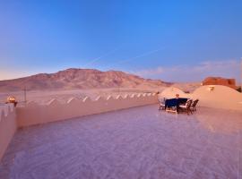 Beit El Hanna Valley View，位于卢克索的带停车场的酒店