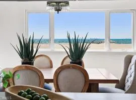 Beachfront 3 Bedroom 3 Bath In Seal Beal, Ca