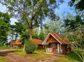 The Golden View Resort สวนผึ้ง