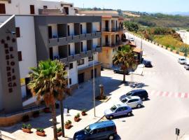Appartamenti eloisa，位于巴莱斯特拉泰的酒店