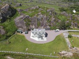 Monterno, Luxury Accommodation Glengarriff, County Cork - Sleeps 8，位于格伦加里夫的乡村别墅