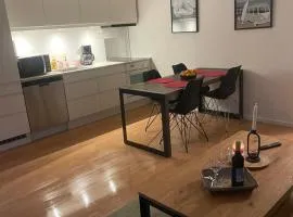 2 bedroom apartment near the sea