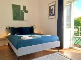 Modern City Center Apartment