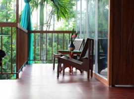 Greens Vista Wayanad - Premium Homestay Near Natural Stream，位于Panamaram的酒店