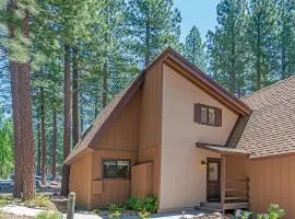 1 Alpine Terrace-renovated condo private hot tub