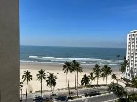 Apartamento Praia de Pitangueiras em frente ao Mar