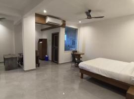 HOTEL GRAND RESIDENCY，位于Dive的酒店