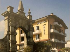 Hotel Mistrello di Savoia，位于塔罗谷镇的酒店