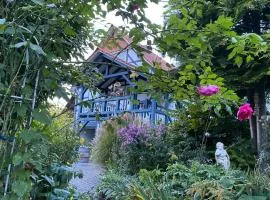 PARADISE GARDEN