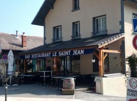 Le st jean 1，位于Saint-Jean-de-la-Porte的低价酒店
