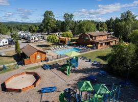 Jellystone Park TM Petoskey，位于佩托斯基的酒店