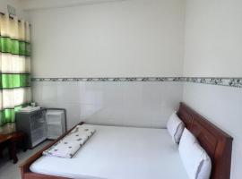 Motel Tiến Phúc，位于隆海的汽车旅馆