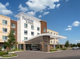 Fairfield Inn & Suites by Marriott Cleveland Tiedeman Road，位于Brooklyn的酒店