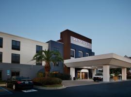 萨凡纳机场万豪春季山丘酒店，位于萨凡纳Pooler的酒店