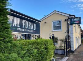 Al Forno Restaurant & Inn，位于诺里奇的酒店