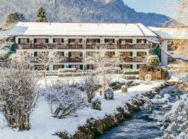 Spa & Resort Bachmair Weissach, LUXURY FAMILY RESORT，位于若特阿赫-埃根的酒店