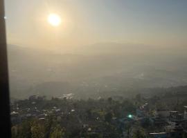 Kalamashi height resort，位于巴克塔普尔的酒店