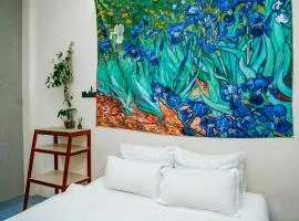 Bụi Hostel - Bến Tàu Rạch Giá