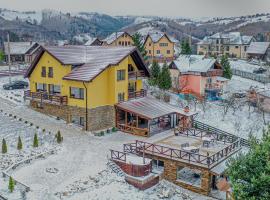 Transylvanian Views，位于佩什泰拉的酒店