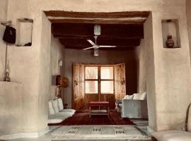 Siwa desert home，位于锡瓦的乡村别墅