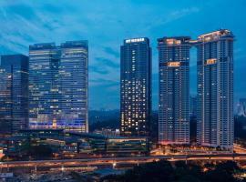 瑞吉吉隆坡酒店，位于吉隆坡内政部附近的酒店