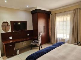 Booth Suite Hotel Mafikeng，位于梅富根的酒店