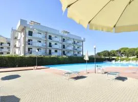 ISA-Apartments 2 beds in Residence with swimming-pool in San Vincenzo, just 600 meters from the sea