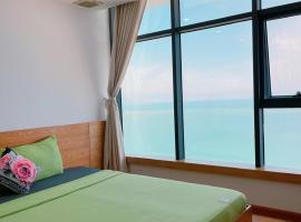 Pearl Nha Trang Beach Apartment，位于芽庄的酒店
