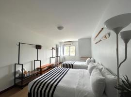 Nautical Home B&B Khaolak，位于蔻立的酒店