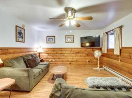 Lakefront Bemidji Getaway with Community Beach!，位于伯米吉的度假屋