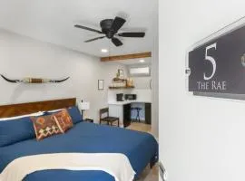 The Rae | Sequoia Motel RM 5