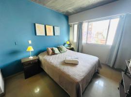 Hermoso departamento barrio norte comodo amplio y luminoso，位于圣米格尔·德·图库玛的酒店