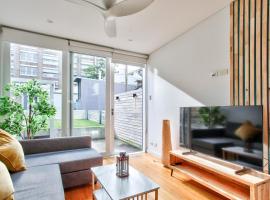 Astounding 3 Bedroom House Surry Hills 2 E-Bikes Included，位于悉尼的度假屋
