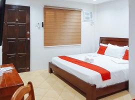 RedDoorz at David's Travellers Inn Cavite，位于General Trias的酒店
