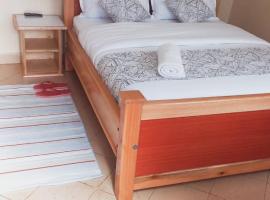 Landmark Guest House, Skuta-NYERI，位于尼耶利的住宿加早餐旅馆